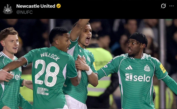 ผลฟุตบอล ยูฟ่า แชมเปี้ยนส์ ลีก : นิวคาสเซิ่ลบุกถล่มคาราบัก 6-1 จ่อลิ่ว 16 ทีมยูซีแอล