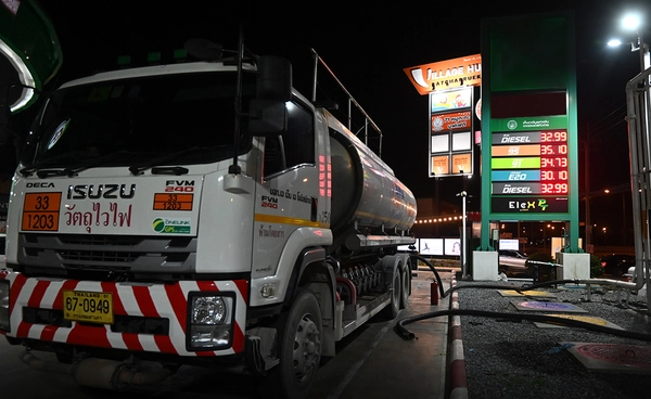 "ดีเซล" จะไปต่อแค่ไหน? หลังพุ่งสูงสุดประวัติศาสตร์ เปิดสถิติ "ราคาน้ำมัน" เมืองไทย ท่ามกลางวิกฤต