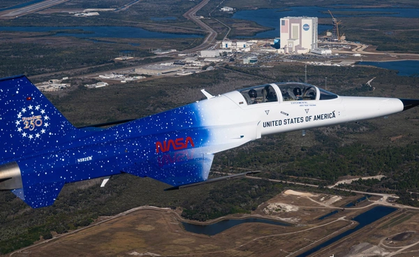 รมว.สงครามพีท เฮกเซธ" ขึ้นบินเช็กความพร้อม Artemis II ดันยุทธศาสตร์โดมทองคำ