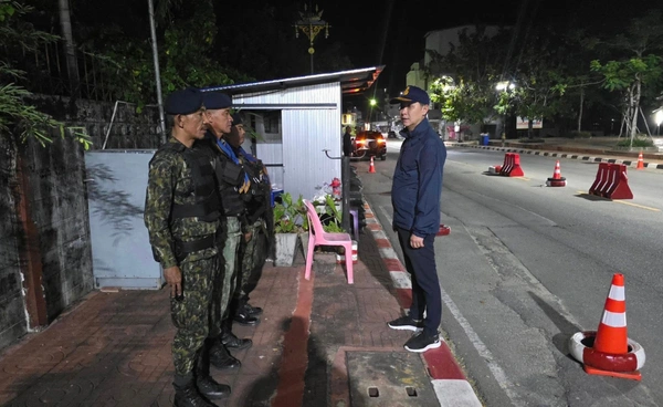 รองผู้ว่าฯ นราธิวาส ตรวจเขตเศรษฐกิจหลังเคอร์ฟิว