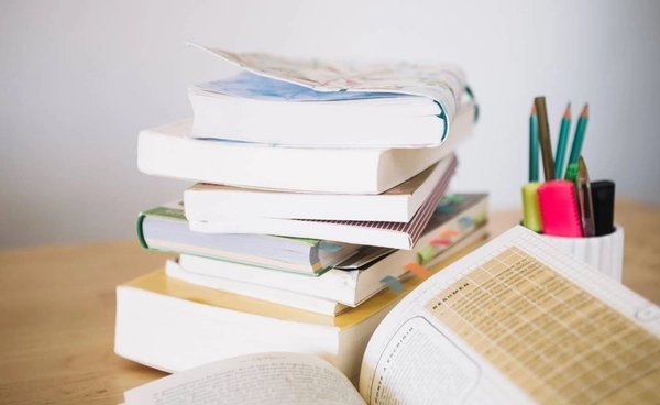 สกสค.เคาะ 5 เอกชนพิมพ์แบบเรียนปี 69 ประหยัด 255 ล้าน