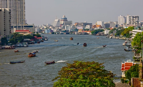 ปภ.เตือน 6 จังหวัดภาคกลางและกทม. เฝ้าระวังน้ำทะเลหนุนสูง  ช่วงวันที่ 15-18 ก.พ.นี้