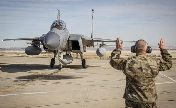 องค์การนาซารับมอบเครื่องบินขับไล่ F-15 สนับสนุนภารกิจเครื่องบินต้นแบบ X-59