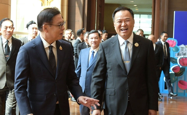 นายกฯ หารือทีมเศรษฐกิจ - กต. ย้ำนโยบาย Quick Big Win ดันไทย “เสือ” ในภูมิภาค