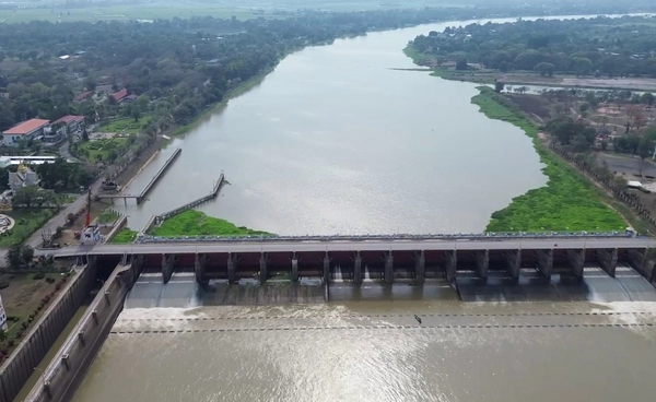 “เขื่อนเจ้าพระยา” ระดับน้ำลดลงต่อเนื่อง เตือนงดทำนาปรัง