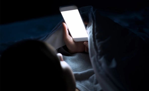 เตือนภัย! พ่อ แม่ ต้องรู้ 5 อาชญากรรมออนไลน์ ที่มักเกิดกับเด็ก 