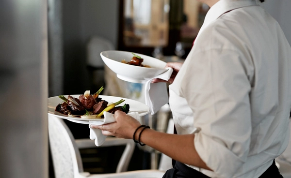 ข่าวดี! เปิดรับสมัครสาวไทยทำงานในกาตาร์ เงินเดือนกว่า 4 หมื่นบาท-สวัสดิการดี