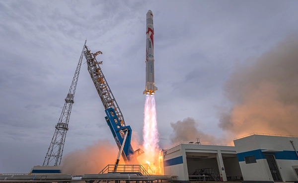 จีนปล่อยจรวดไปอวกาศ 92 ครั้ง ในปี 2025 เพิ่มขึ้น 37% เป้าต่อไปคือดันจรวดใช้ซ้ำเอกชน - สำรวจดวงจันทร์