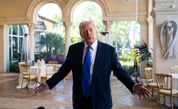 ทรัมป์กล่าวสหรัฐฯ "ควรเลิกสนใจเรื่องเอปสตีน" ได้แล้ว หลังกระทรวงยุติธรรมเผยเอกสารกว่า 3 ล้านฉบับ