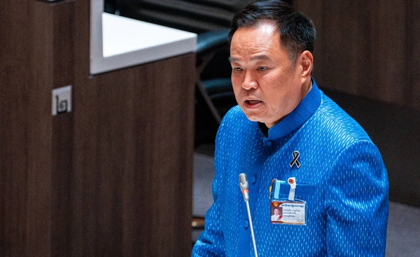 ภูมิใจไทยจ่อยื่นญัตติด่วนน้ำมัน พร้อมงดอาหาร สส.