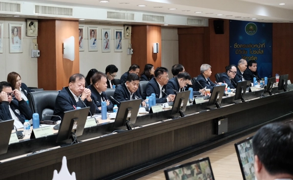 สว.หารือผู้บริหารกรมส่งเสริมสหกรณ์