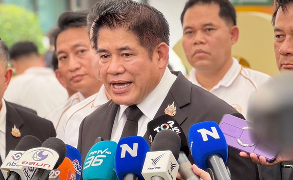 “ธรรมนัส” งดตอบหนุน “อนุทิน” นั่งนายกฯ ย้ำกล้าธรรมมีจุดยืน 