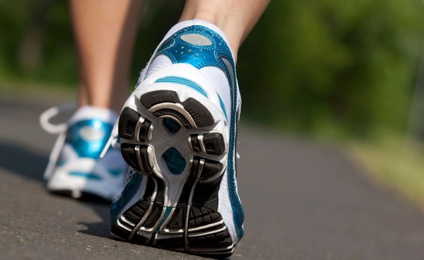 การวิจัยชี้ เดินเร็ว 10 นาที กระตุ้นความคิดสร้างสรรค์