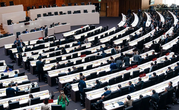 โพลเผยปชช.มอง“ภูมิใจไทย” มีเสถียรภาพ - จับตาฝ่ายค้านทำงานเข้ม