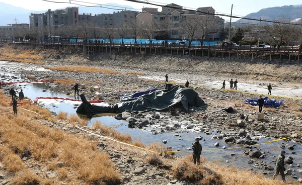 เฮลิคอปเตอร์กองทัพเกาหลีใต้ AH-1S Cobra ตก นักบินดับ 2