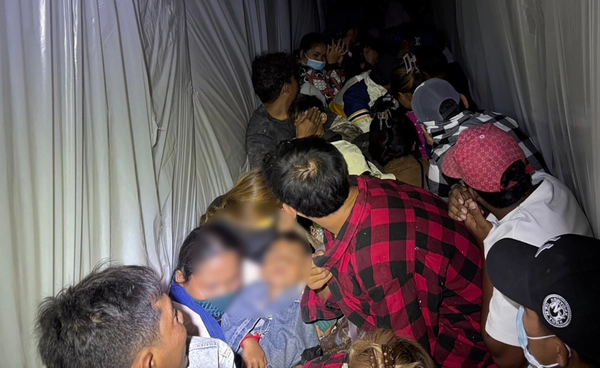 ชาวกัมพูชาลักลอบเข้าไทยต่อเนื่อง กกล.บูรพาสกัดจับชายแดนสระแก้ว