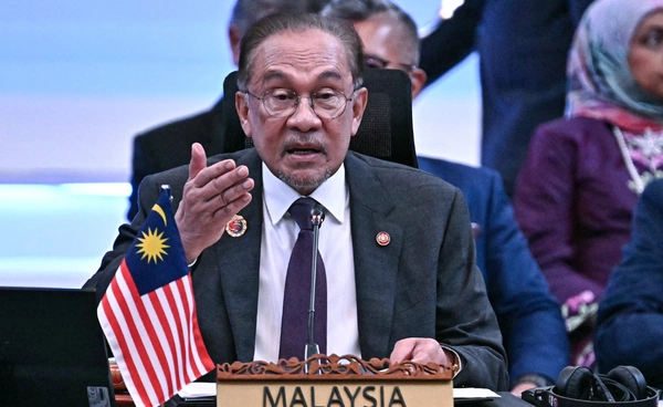 ชื่อ "อันวาร์" โผล่เอกสารคดี "เอปสตีน" เจ้าตัวย้ำชัดไม่เกี่ยวข้อง 