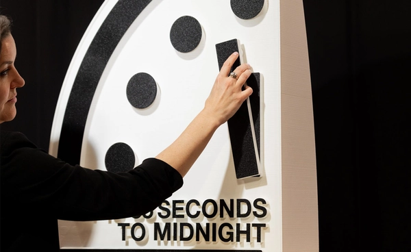 นาฬิกาวันสิ้นโลกขยับใกล้เที่ยงคืนเหลือ 85 วินาที ชี้วิกฤตนิวเคลียร์-AI จ่อหายนะโลก