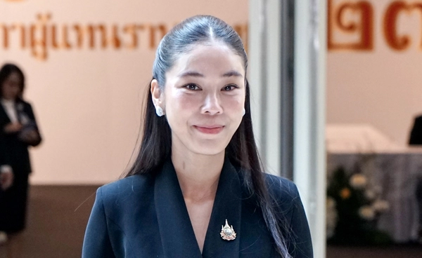 สุชาดา ภูมิใจไทย รายงานตัว สส.คนแรก ที่รัฐสภา