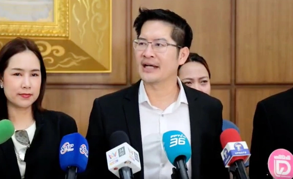 “เต้ มงคลกิตติ์” บุกกกต.แจงปมนโยบายอวกาศ ย้ำพัฒนาไทยไม่ให้ล้าหลัง