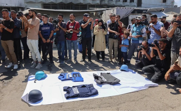 นักข่าวเสียชีวิตสูงสุดเป็นประวัติการณ์ จำนวน 129 คน ในปีที่แล้ว