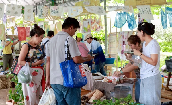 มหกรรม “จากพันธุกรรม สู่ความยั่งยืน” 