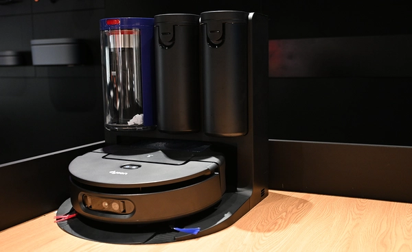 “Dyson” เปิดตัว “หุ่นยนต์ดูดฝุ่นและถูพื้น” Spot+Scrub™ AI ขจัดคราบอัจฉริยะ