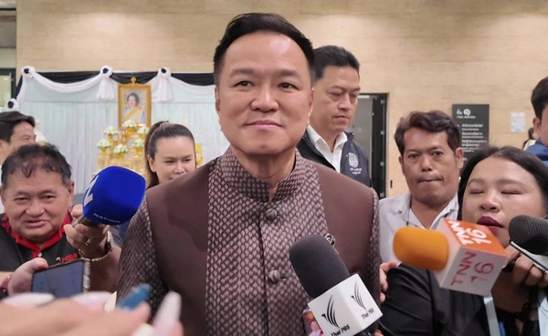 นายกฯ ย้ำ “ดื่มไม่ขับ” สงกรานต์ปลอดภัย คมนาคมเปิดวิ่งฟรีทางด่วน