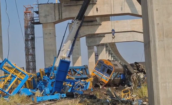 เครนทับรถไฟ! ยอดผู้เสียชีวิตล่าสุดพุ่ง 29 บาดเจ็บ 67 ราย