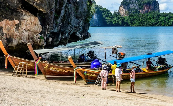 ททท.คาดปี 69 นักท่องเที่ยวต่างชาติพุ่ง  36.7 ล้าน ดันรายได้รวม 3 ล้านล้านบาท 