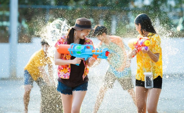 สงกรานต์ปีนี้! กทม.ชวนรักษ์โลก ส่งต่อปืนฉีดน้ำพลาสติก เพื่อลดขยะ