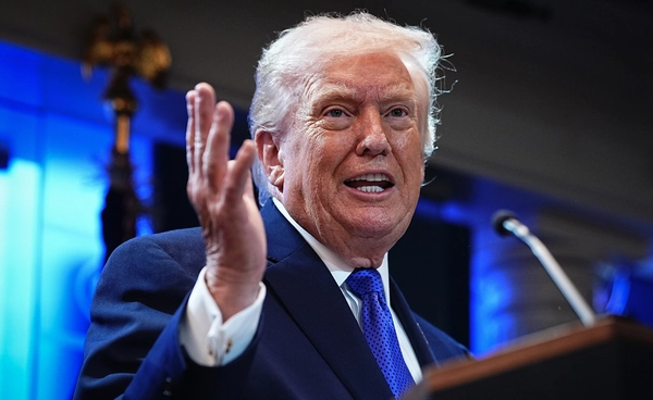 ทรัมป์พิจารณาโจมตีอิหร่าน "ในวงจำกัด" ทั้งตัวเลือกโจมตีเฉพาะคนและเปลี่ยนผู้นำ