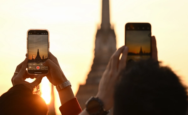 วัดอรุณในวันที่ผู้คนหลั่งไหล ศรัทธา ความนิยม และโจทย์การจัดการพื้นที่