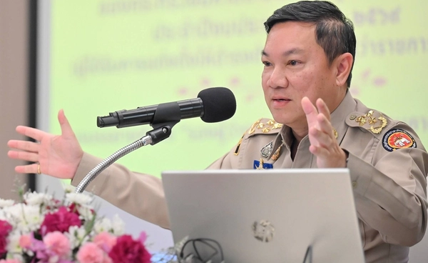 ปลัด มท. ติวเข้มรองผู้ว่าฯ ใหม่ ชูคติ “ทำงานให้รองเท้าสึกก่อนกางเกงขาด”