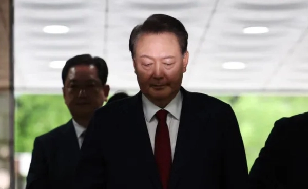 ยุน ซ็อก-ยอล ถูกตัดสินจำคุกตลอดชีวิต จากความผิดประกาศกฎอัยการศึก