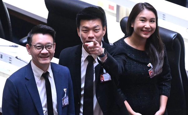 พรรคประชาชนจ่อยื่นญัตติด่วนน้ำมัน จับตานโยบายอนุทิน 2