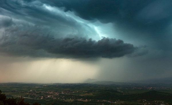 39 จังหวัดเช็กด่วน! เตือน "พายุฤดูร้อน ล่าสุด" วันนี้ฝนถล่ม ลมแรง