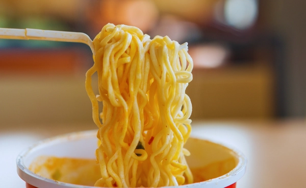 อาหารแปรรูปขั้นสูง กินเยอะเสี่ยงเสียชีวิตจากมะเร็งเพิ่มขึ้น 59%