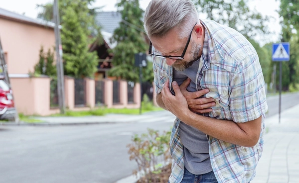 ความดันสูง หากไม่รักษา เสี่ยงหัวใจวายและเต้นผิดจังหวะ ?