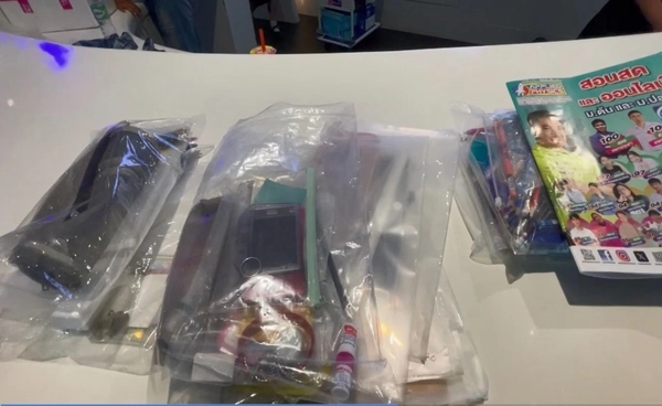 รร.เตรียมอุดมฯ แจงเด็กเข้าสอบทิ้งเงิน ย้ำเป็นกติกาห้ามนำของเข้าห้อง