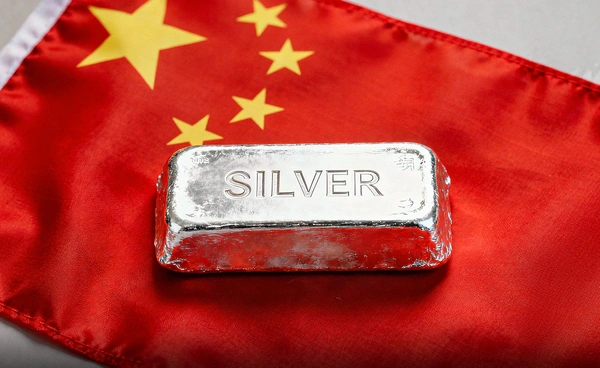 ทำไมจีนกวาดซื้อ "ซิลเวอร์" ดันยอดนำเข้าแตะ 790 ตัน สูงสุดรอบ 8 ปี ท่ามกลางราคา "โลหะมีค่า" ผันผวน
