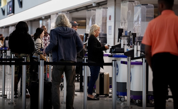 การบิน "สหรัฐฯ" ป่วน "ชัตดาวน์" กระทบหนัก หลังระงับจุดบริการผู้โดยสารกระทันหัน