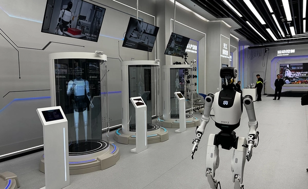  จีนปั้น “RoboMIND” สมองกลอัจฉริยะแห่งโลกหุ่นยนต์ เร่งสปีดผลิตฮิวแมนนอยด์ให้ได้ 5,000 ตัวต่อปี