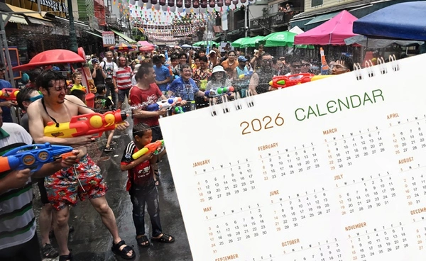 ลาหยุดยังไงให้คุ้ม? เปิดปฏิทินเมษายน 2569 ทริปสงกรานต์พักผ่อนยาวๆ