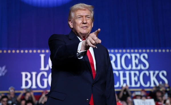 ทรัมป์เตือนอิหร่าน "หมดเวลา" เจรจานิวเคลียร์แล้ว กองเรือกำลังมุ่งหน้าไปอย่างรวดเร็ว