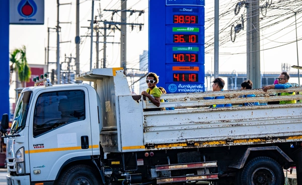 “น้ำมันพุ่งพลัส 6 บาท” เปิด 7 มาตรการภาครัฐ แก้วิกฤตพลังงาน