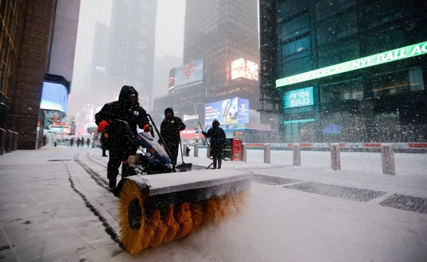 “นิวยอร์ก” หนาวโหด ดับแล้วอย่างน้อย 16 ราย  เสี่ยงหนาวนานสุดเป็นประวัติการณ์