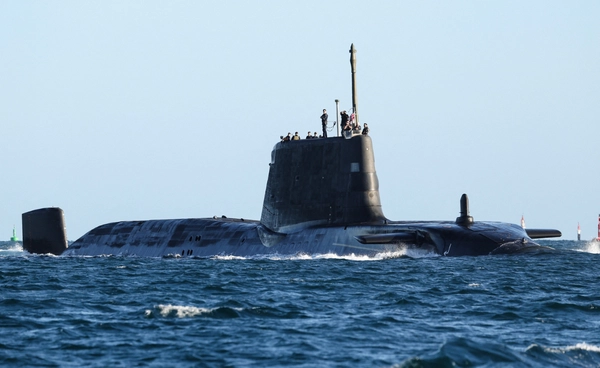 เรือดำน้ำนิวเคลียร์อังกฤษ ถึงทะเลอาหรับแล้ว ประจำการในระยะใกล้อิหร่าน