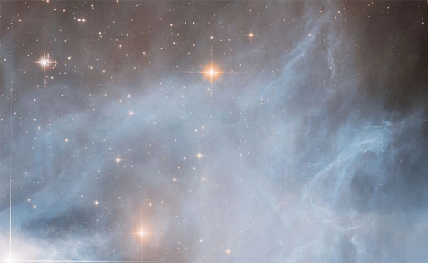 กล้องโทรทรรศน์อวกาศฮับเบิล เผยภาพกลุ่มเมฆ Lupus 3  รูปทรงคล้ายวิญญาณ