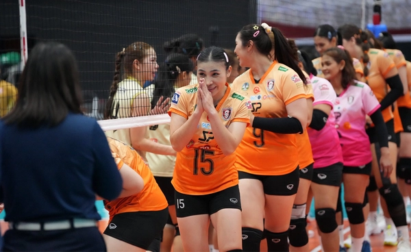 ผลวอลเลย์บอลไทยแลนด์ลีกฯ สาวโคราช ซิวแชมป์ฤดูกาลปกติ ฮารุดอทฯ เข้ารอบ 4 ทีมสุดท้าย!